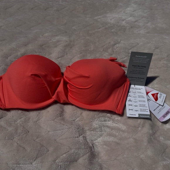 NWT Coral Multi Fit Bikini Top - Picture 2 of 3
